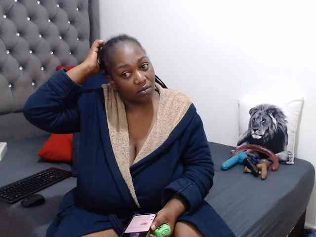 ChocSexcBeast webcam