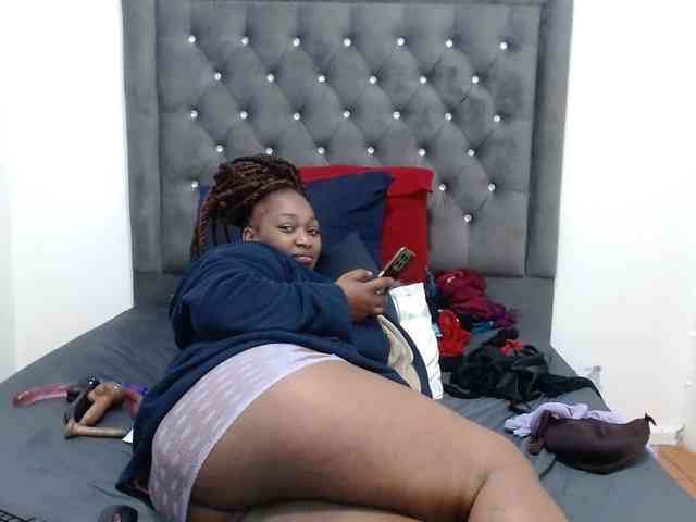 ChocSexcBeast webcam