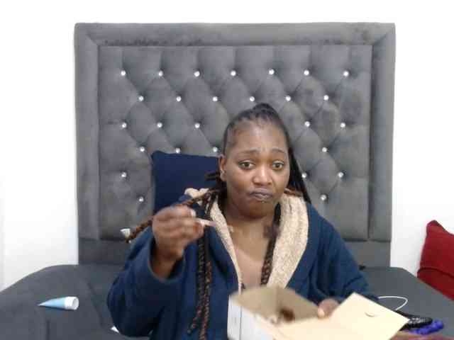 ChocSexcBeast webcam