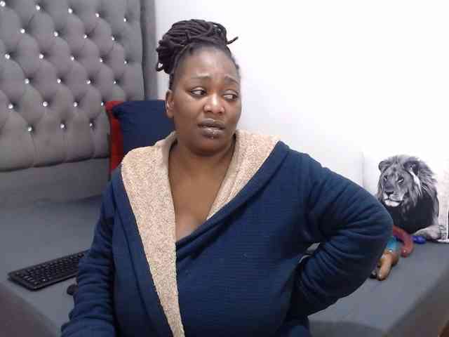 ChocSexcBeast webcam