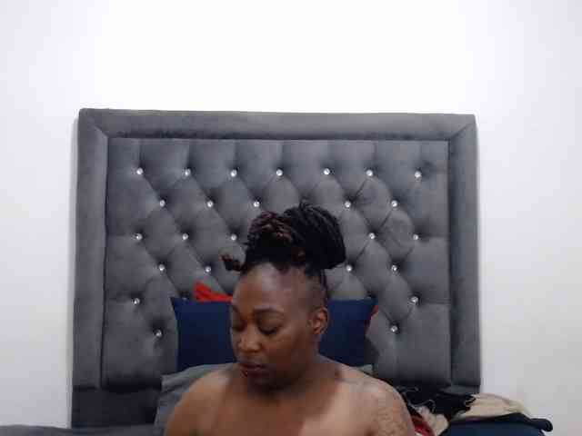 ChocSexcBeast webcam