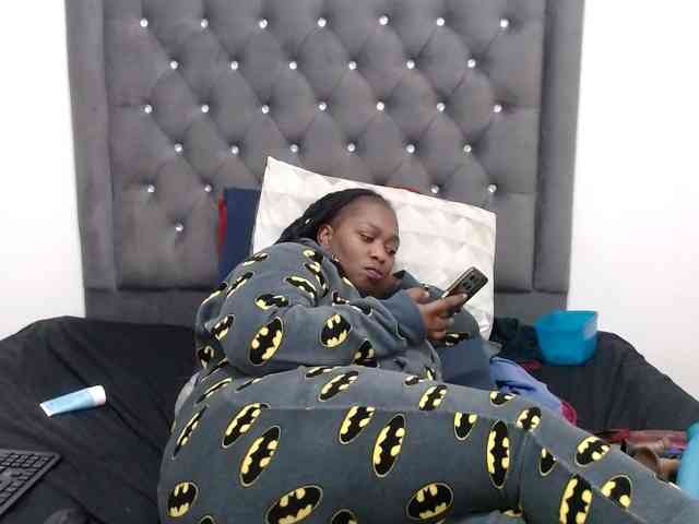 ChocSexcBeast webcam
