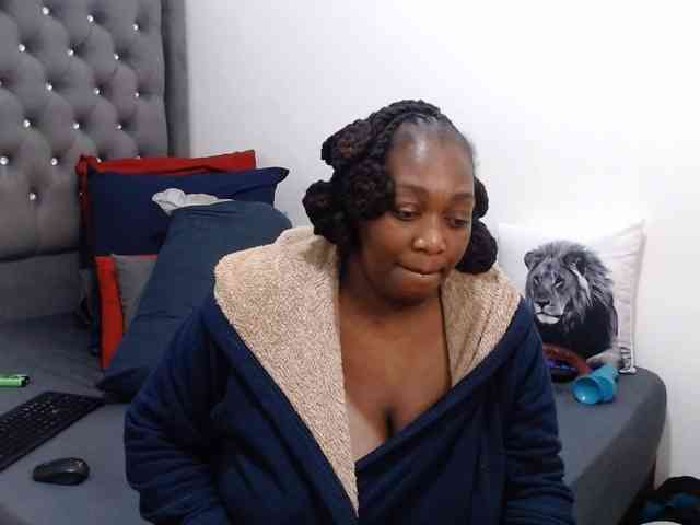 ChocSexcBeast webcam