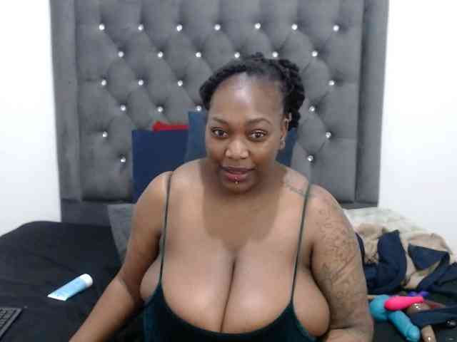 ChocSexcBeast Live Webcam on BongaCams
