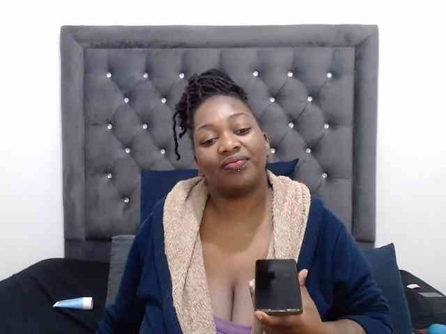 ChocSexcBeast webcam