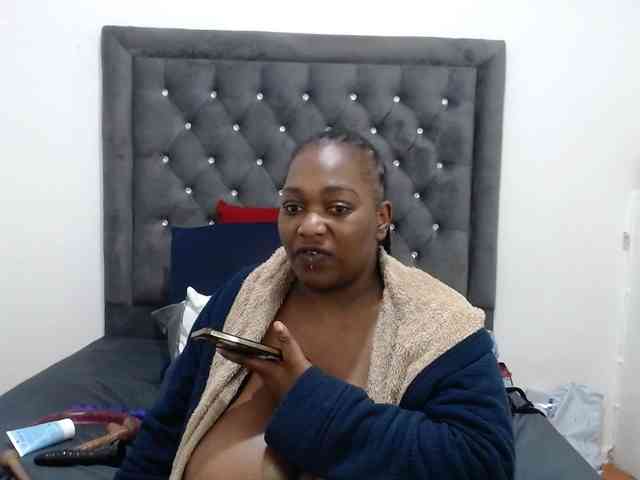 ChocSexcBeast webcam