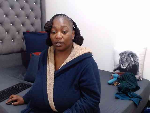 ChocSexcBeast webcam