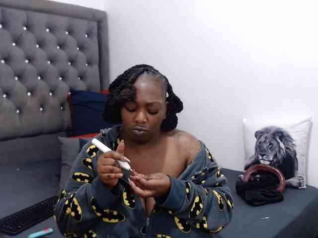 ChocSexcBeast webcam