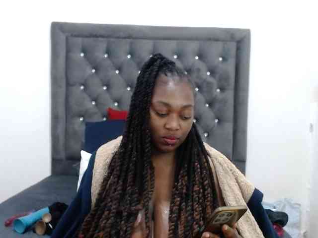 ChocSexcBeast webcam