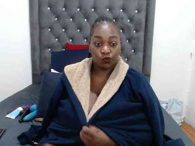 ChocSexcBeast webcam