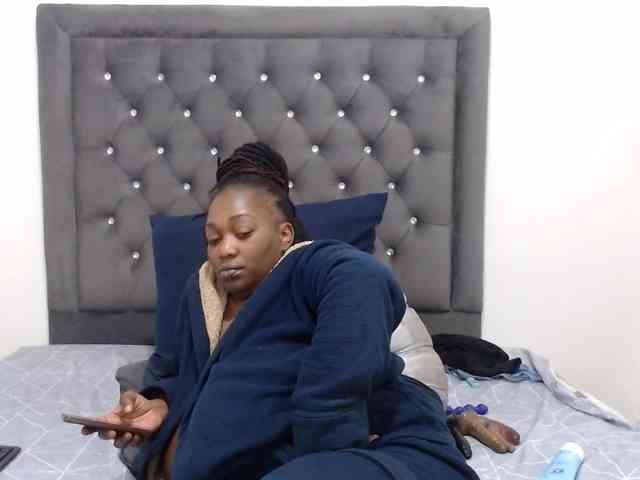 ChocSexcBeast webcam