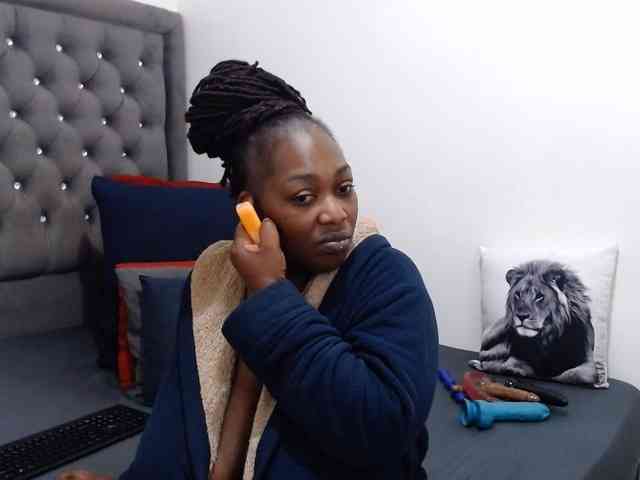 ChocSexcBeast webcam