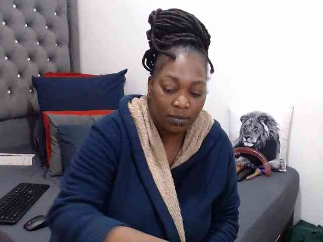ChocSexcBeast webcam