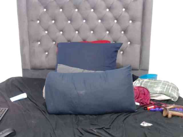 ChocSexcBeast webcam