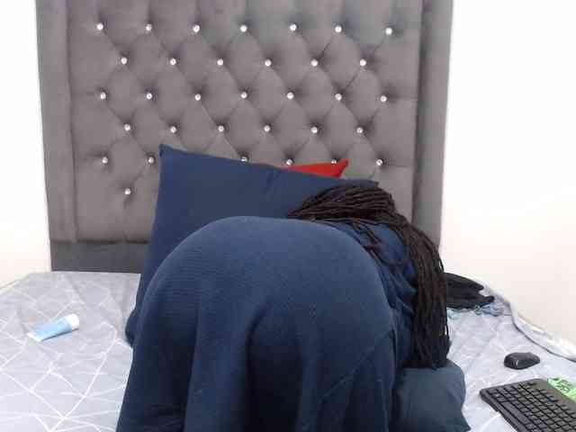 ChocSexcBeast webcam