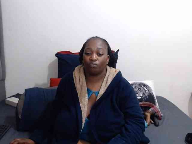 ChocSexcBeast webcam