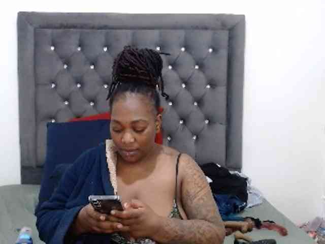 ChocSexcBeast webcam