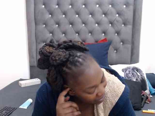 ChocSexcBeast webcam