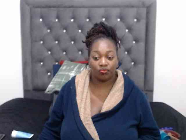 ChocSexcBeast webcam