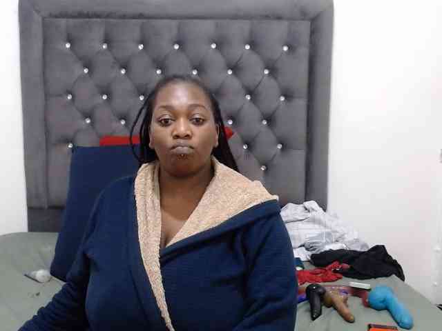 ChocSexcBeast webcam