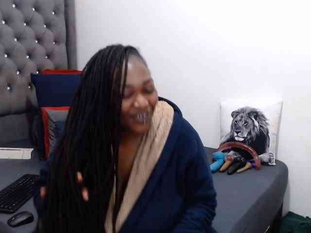 ChocSexcBeast webcam