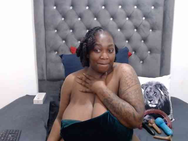 ChocSexcBeast webcam
