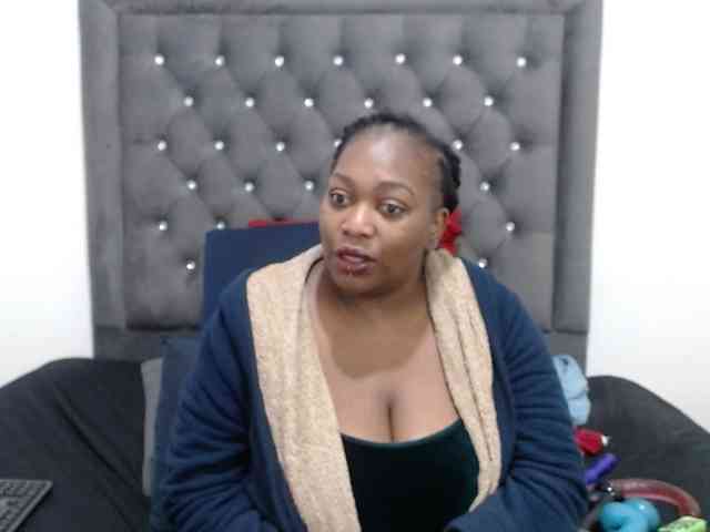 ChocSexcBeast webcam