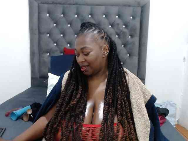 ChocSexcBeast webcam