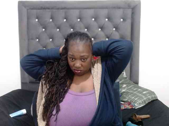 ChocSexcBeast webcam