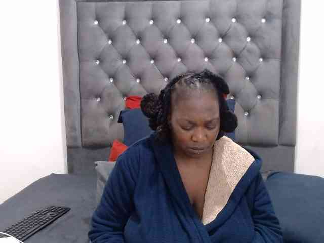 ChocSexcBeast webcam