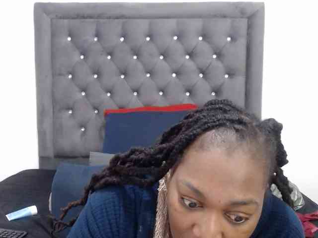 ChocSexcBeast webcam