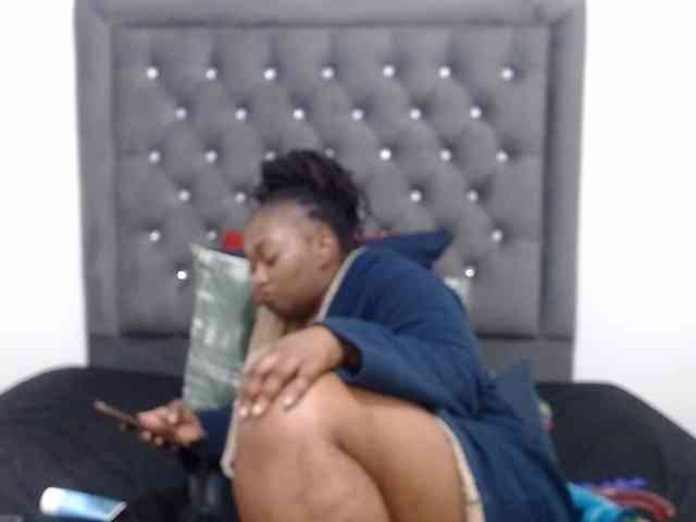 ChocSexcBeast webcam