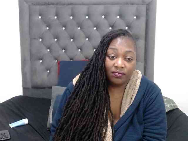 ChocSexcBeast webcam