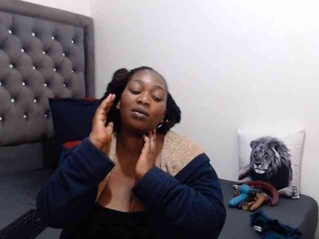 ChocSexcBeast webcam