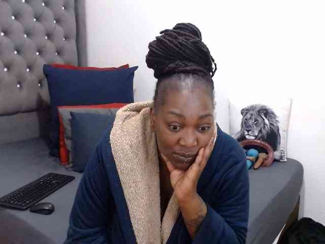 ChocSexcBeast webcam