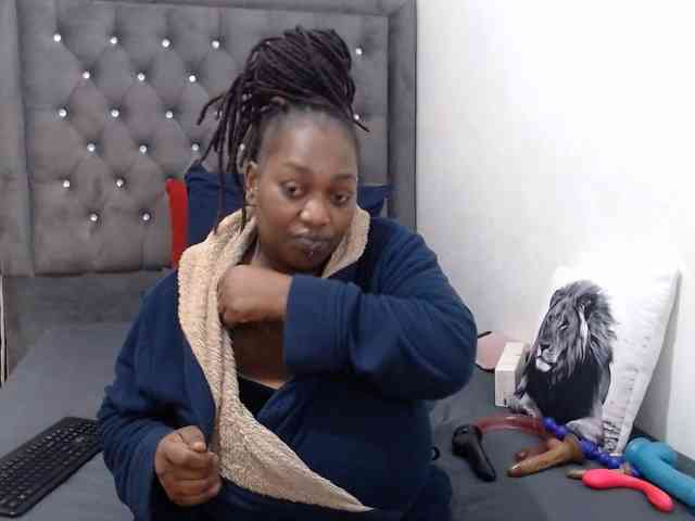 ChocSexcBeast webcam