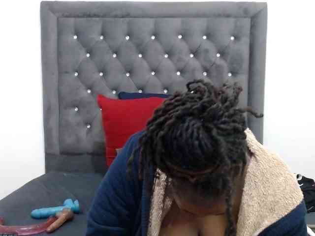 ChocSexcBeast webcam
