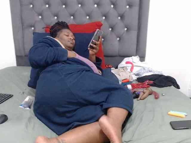 ChocSexcBeast webcam