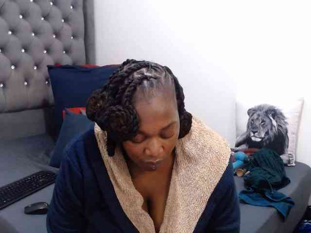 ChocSexcBeast webcam