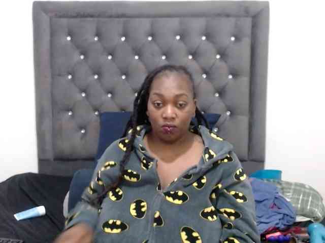ChocSexcBeast webcam