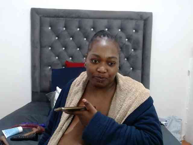 ChocSexcBeast webcam