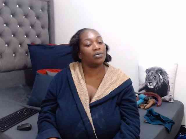ChocSexcBeast webcam