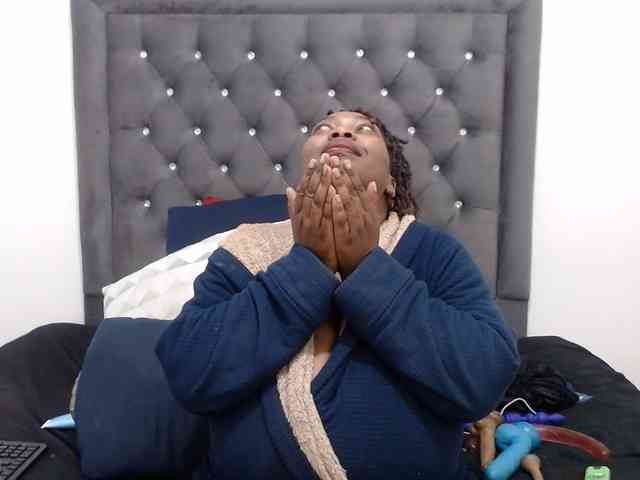 ChocSexcBeast webcam