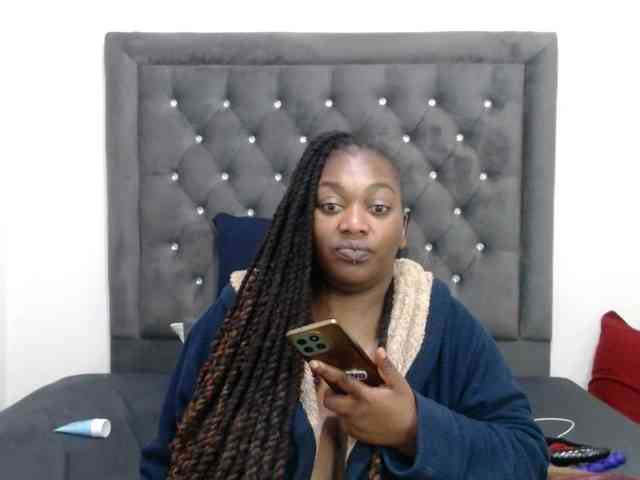 ChocSexcBeast webcam