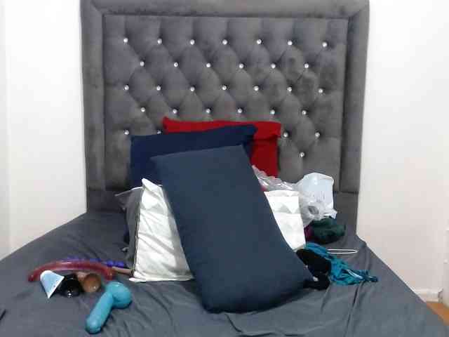 ChocSexcBeast webcam