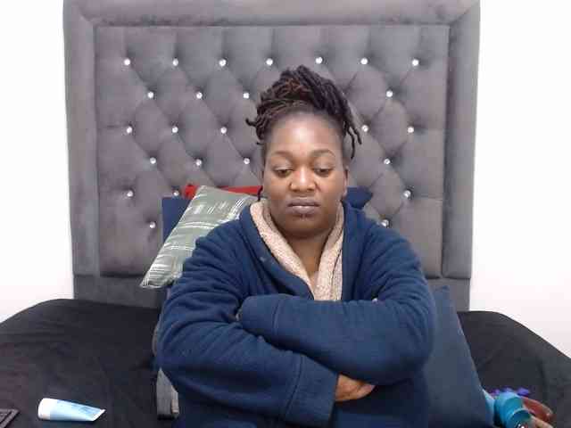 ChocSexcBeast webcam