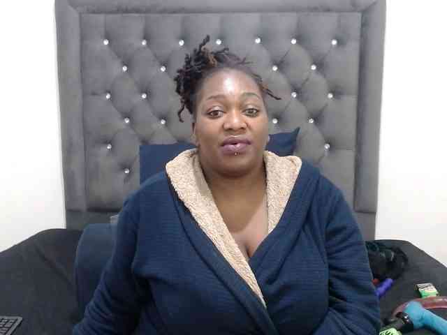 ChocSexcBeast webcam