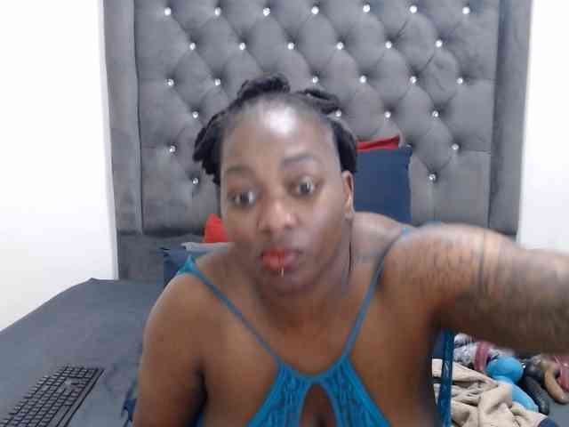 ChocSexcBeast webcam