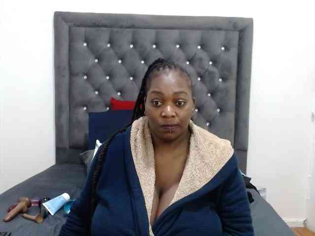 ChocSexcBeast webcam