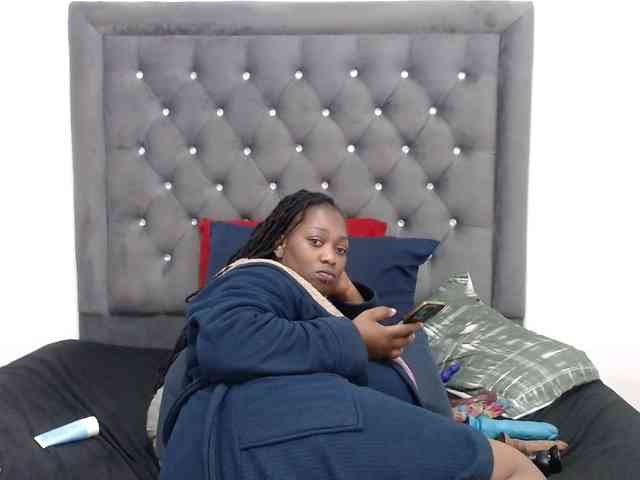 ChocSexcBeast webcam